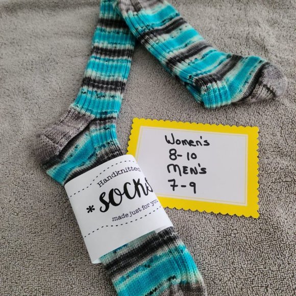 Hand knitted Socks Women 8-10 Men 7-9 - Picture 12 of 16